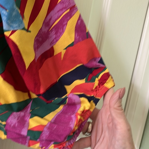 Colorful ruffled top - Picture 4 of 4